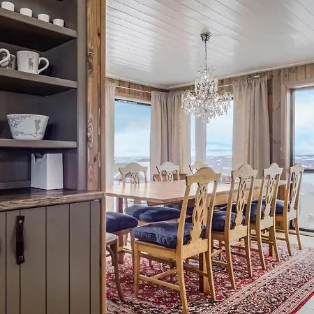 4 Bedroom Lovely In Holiday home